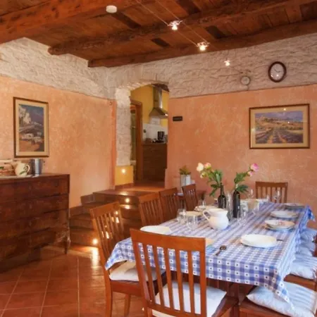 Villa Damiana In *